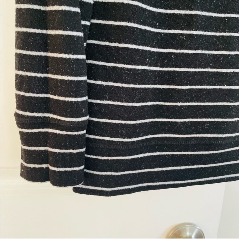 BB Dakota Black White Stripe Sweater Size S - Picture 4 of 10